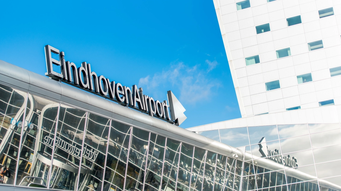 taxi vervoer van en naar Eindhoven van Brakel, Lessen en Geraardsbergen